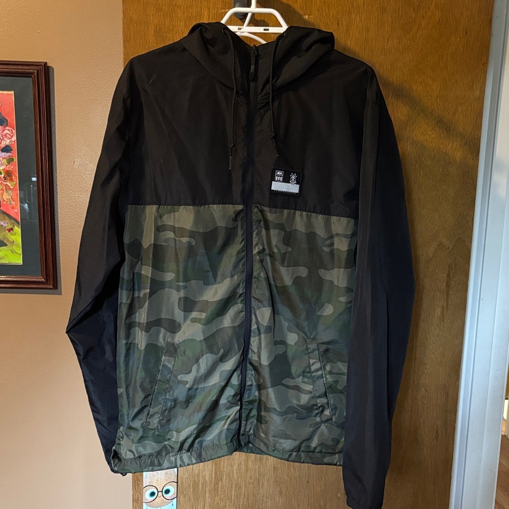 Hardpressed Black and Camouflage Unisex Light Jacket